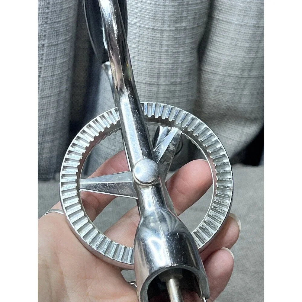 Vintage 50s Oekcoo Manual Hand Held Mixer Beater Stainless Steel USA